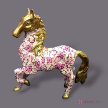Laminated Brass Horse-deckout.in
